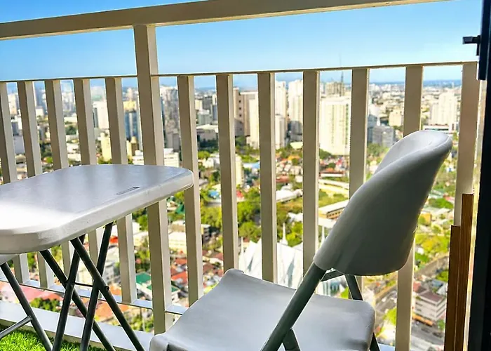 Horizon 101 Listing Spacious One Bedroom With Balcony